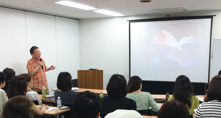 赤松氏映画タイトルワークショップの様子